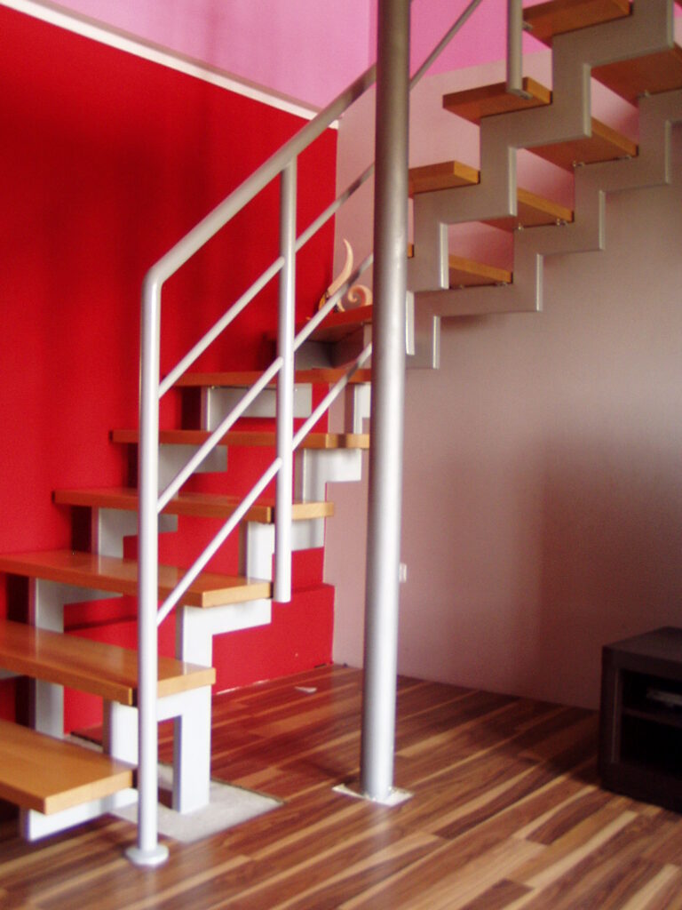 Open-riser stairs