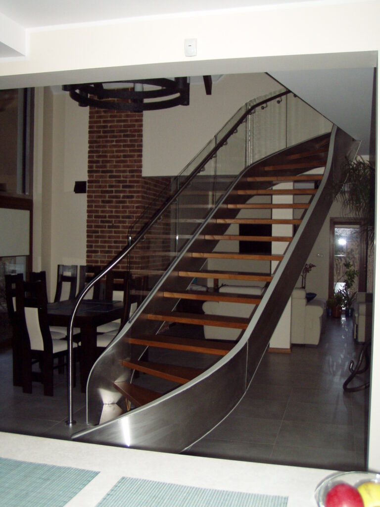 Open-riser stairs