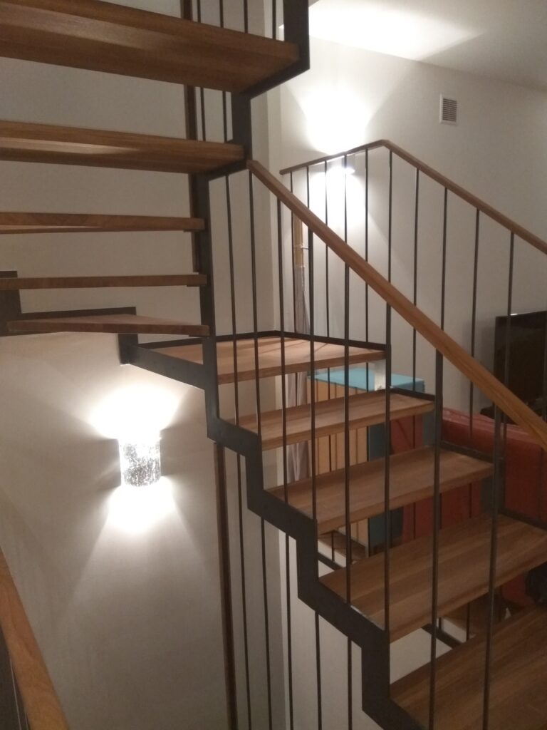 Open-riser stairs