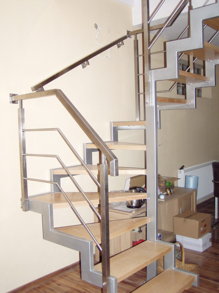 Open-riser stairs