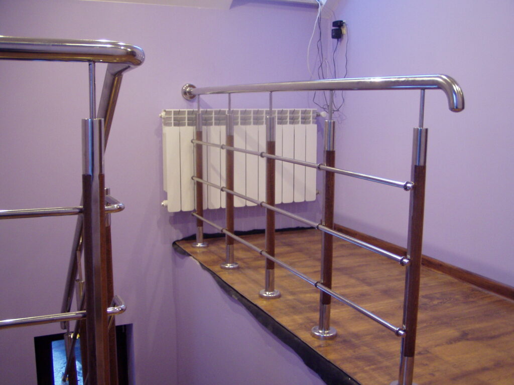 Open-riser stairs